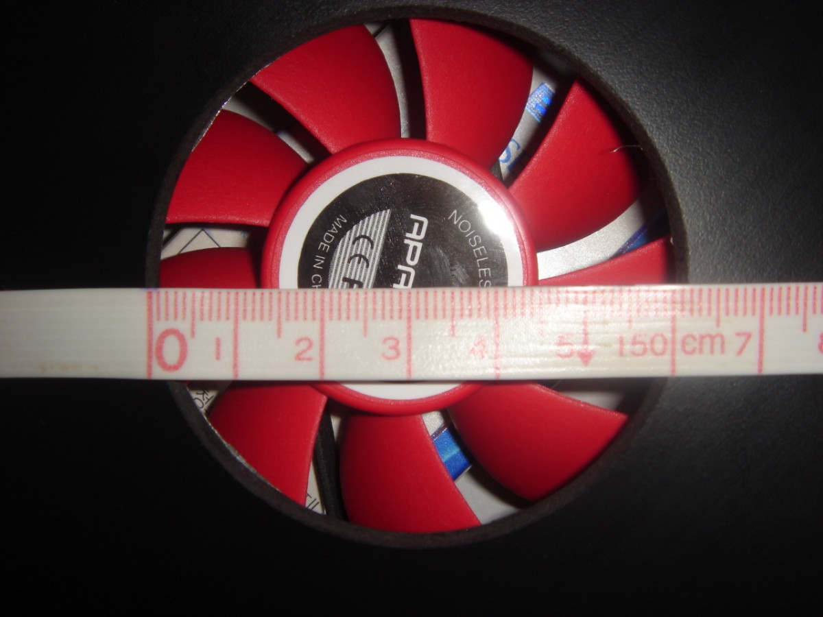 [ũ]  ƽ ֹϰ Ͽ ù踦 ޾Ҵµ𼭸 ĳ° κ ڱ  ׷ ĵ Ÿ 78mm Źߴµ 63mm Ÿ Ǿֽϴ.80mmҼġϴ ̶ ٶ鼭 