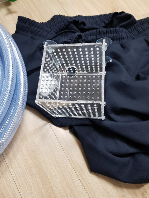 아크릴 격리통 - 걸이식 부화통 구피 치어 산란 베타 내부 수조 어항 수족관 새우 리뷰 사진 3 - ji 님